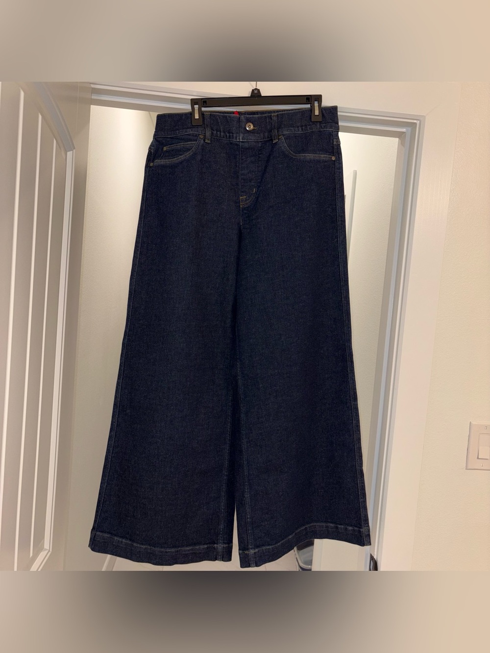 SPANX SZ 1X STRETCHY Wide-Leg pull on denim Jeans in Dark Blue